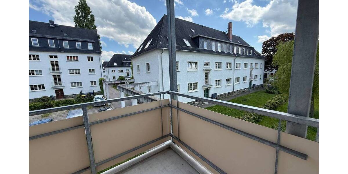 Etagenwohnung Chemnitz Gablenz - 2 Zimmer, 49 m&sup2;, 305&euro; | Angebot:26763886