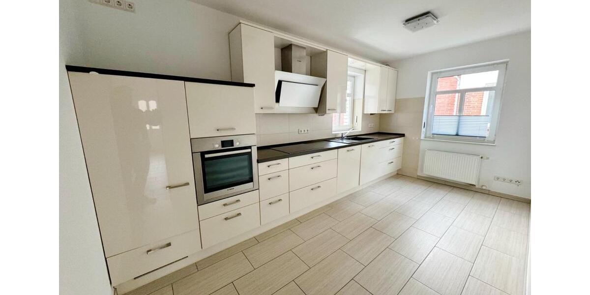 Doppelhaushälfte Norden - 3 Zimmer, 83 m&sup2;, 690&euro; | Angebot:25571597