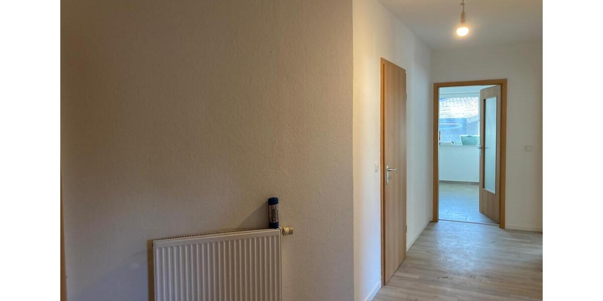 Etagenwohnung Porta Westfalica - 3 Zimmer, 84 m&sup2;, 799&euro; | Angebot:26362650