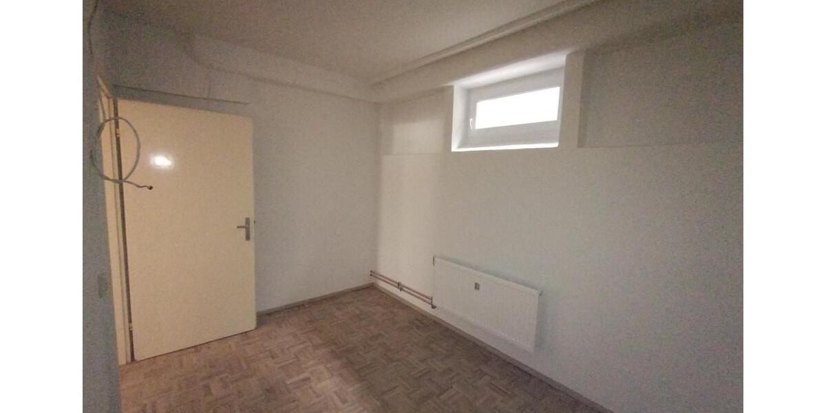 Erdgeschoßwohnung Bad Herrenalb - 3 Zimmer, 119 m&sup2;, 1.195&euro; | Angebot:21622793
