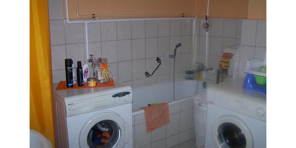 Etagenwohnung Kahla - 3 Zimmer, 96 m&sup2;, 672&euro; | Angebot:24507325