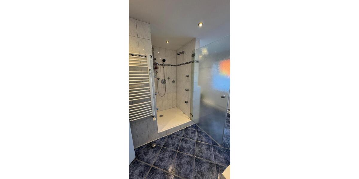 Dachgeschoßwohnung Trittau - 2 Zimmer, 80 m&sup2;, 1.100&euro; | Angebot:26663280