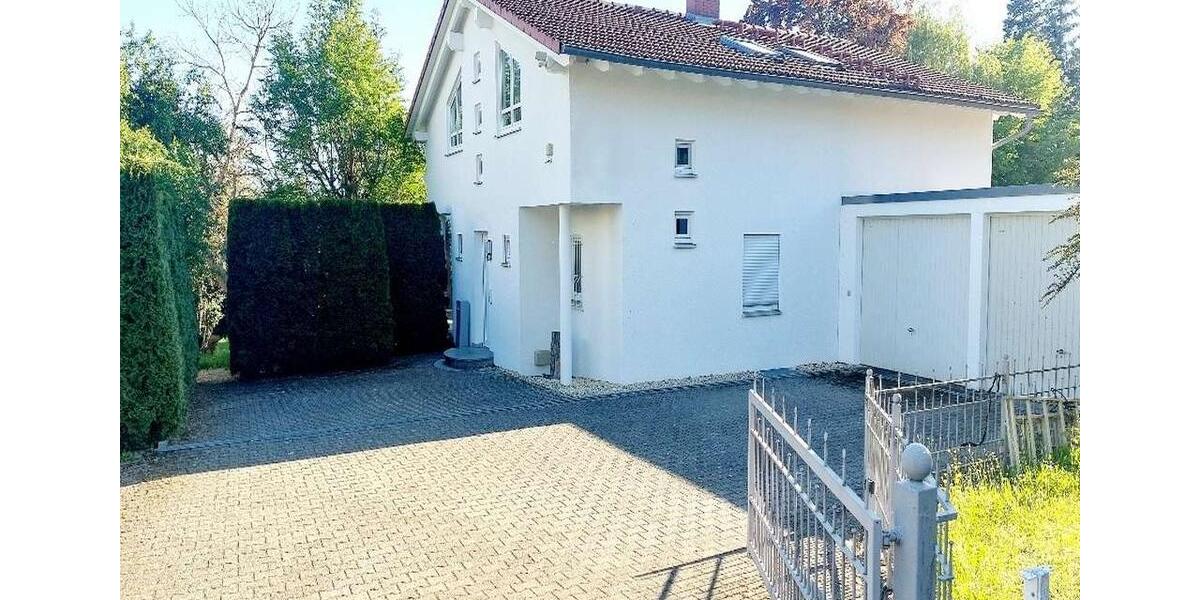 Einfamilienhaus Eislingen (Fils) - 5.5 Zimmer, 166 m&sup2;, 2.100&euro; | Angebot:26438109