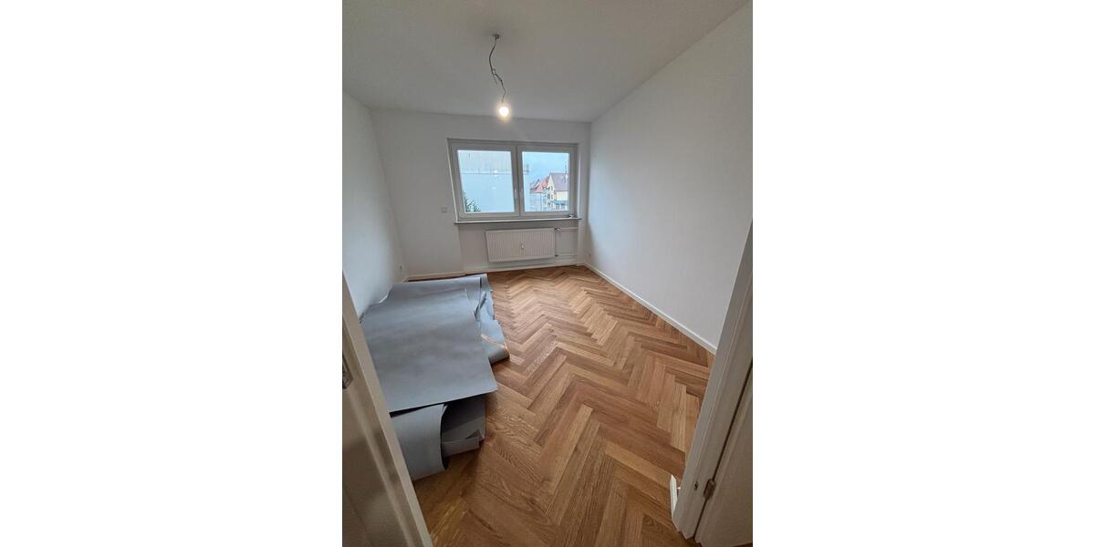 Etagenwohnung Nürnberg Gibitzenhof - 4 Zimmer, 138 m&sup2;, 2.200&euro; | Angebot:26030575