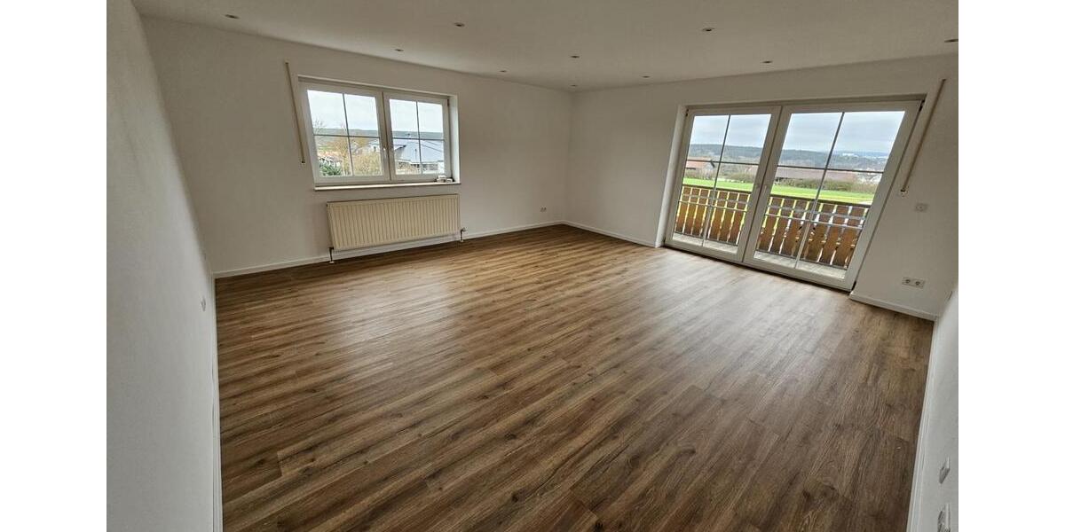 Erdgeschoßwohnung Kümmersbruck - 3 Zimmer, 100 m&sup2;, 820&euro; | Angebot:25173840