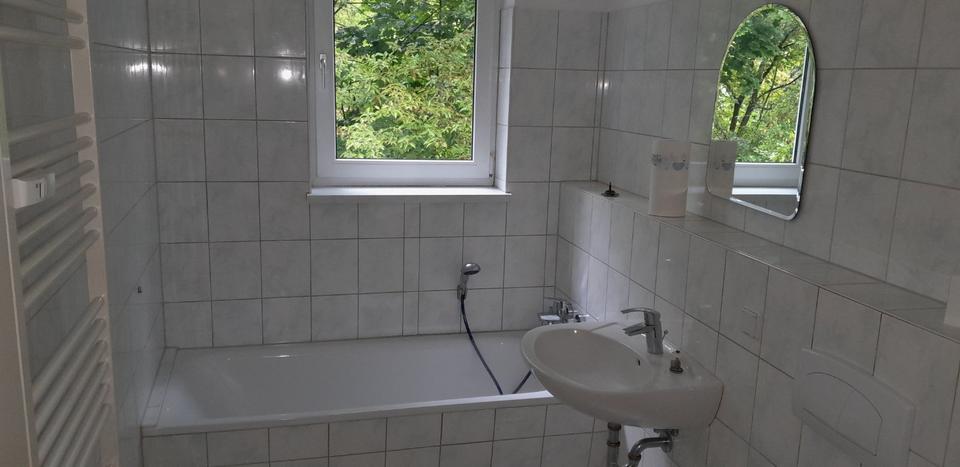 Etagenwohnung Frankfurt (Oder) - 4 Zimmer, 101 m&sup2;, 660&euro; | Angebot:25711133