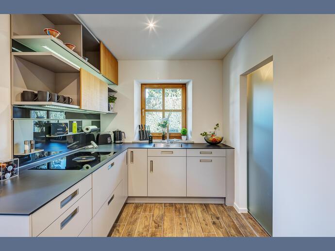 Wohnen auf Zeit Vaterstetten Baldham - 3.5 Zimmer, 200 m&sup2;, 3.950&euro; | Angebot:25384881