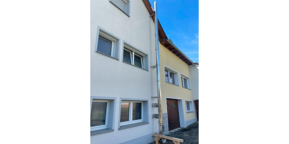Einfamilienhaus Empfingen - 8 Zimmer, 190 m&sup2;, 1.350&euro; | Angebot:26551977