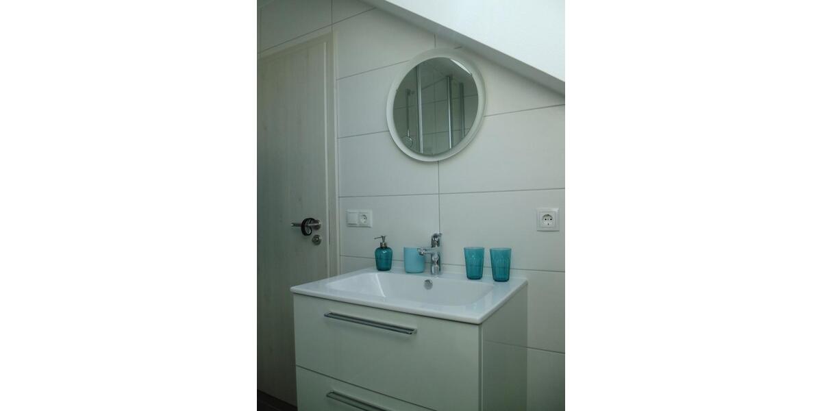 Dachgeschoßwohnung Wertheim - 2 Zimmer, 60 m&sup2;, 650&euro; | Angebot:25989301