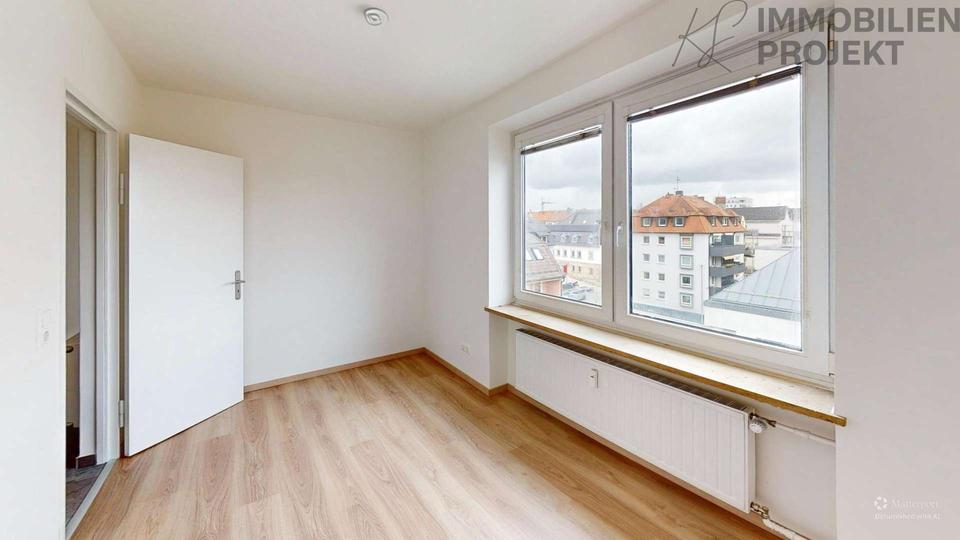 Dachgeschoßwohnung Bayreuth City - 3 Zimmer, 67 m&sup2;, 860&euro; | Angebot:25978582