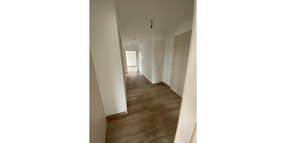 Etagenwohnung Marburg Marbach - 3 Zimmer, 94 m&sup2;, 1.520&euro; | Angebot:26700012
