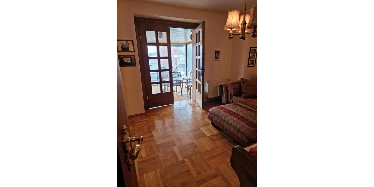 Etagenwohnung Bautzen - 4 Zimmer, 152 m&sup2;, 1.100&euro; | Angebot:24766861