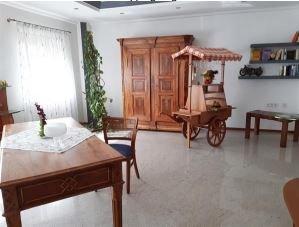 Einfamilienhaus Östringen - 7 Zimmer, 300 m&sup2;, 1.800&euro; | Angebot:26641064