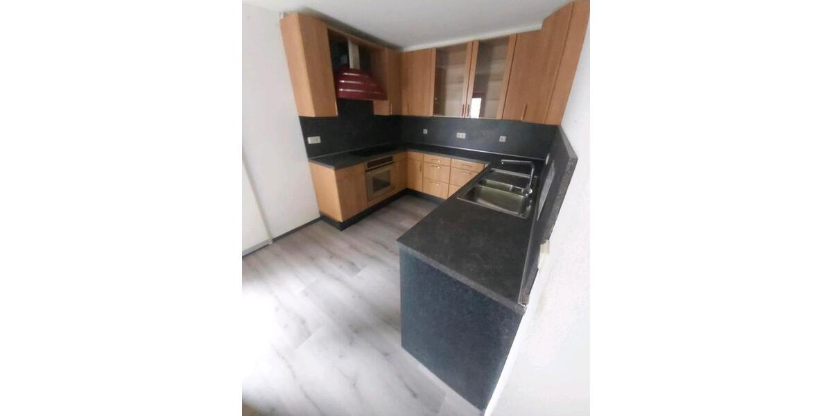 Einfamilienhaus Uslar - 4 Zimmer, 100 m&sup2;, 800&euro; | Angebot:25843294