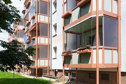 Wohnung Schneeberg - 2 Zimmer, 49 m&sup2;, 281&euro; | Angebot:27079139