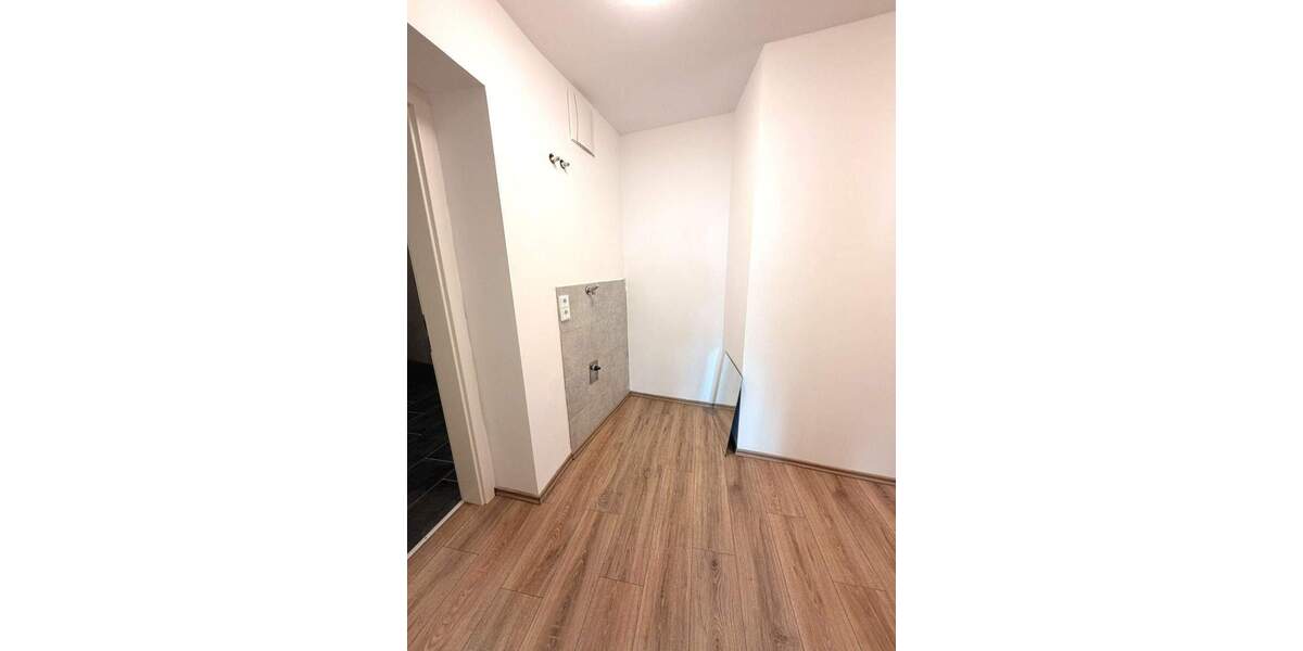 Etagenwohnung Kordel - 3 Zimmer, 92 m&sup2;, 775&euro; | Angebot:26218015