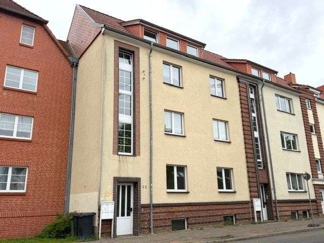 Etagenwohnung Güstrow - 3 Zimmer, 66 m&sup2;, 630&euro; | Angebot:26477499