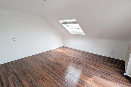 Wohnung Filderstadt - 3 Zimmer, 77 m&sup2;, 990&euro; | Angebot:26662841
