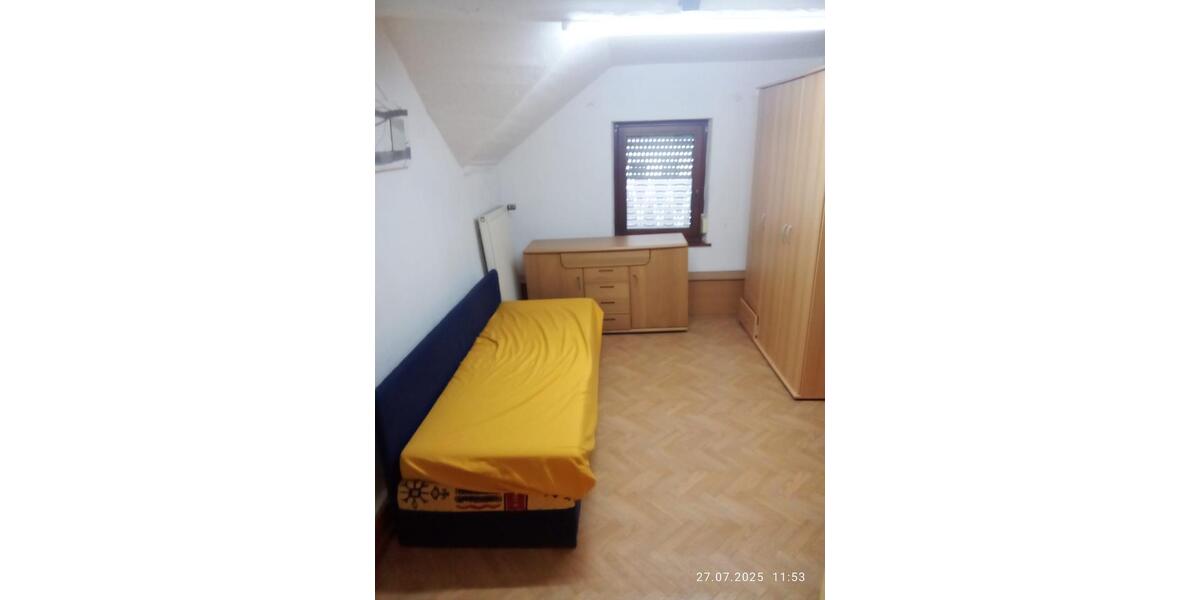 Einfamilienhaus Hermeskeil - 3 Zimmer, 88 m&sup2;, 800&euro; | Angebot:24398487