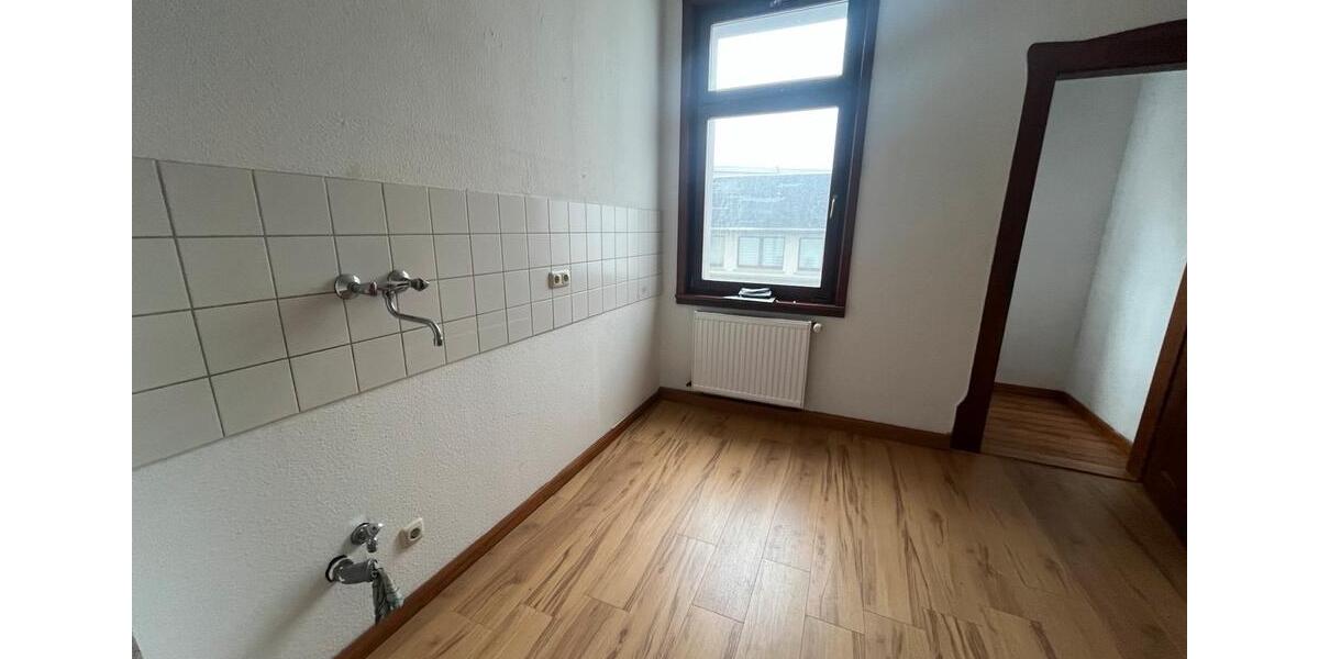 AB 01.01.26 Helle Altbauwohnung Ilmenau 4 zimmer