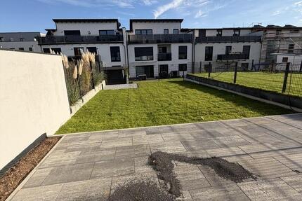 Haus Offenbach am Main Bieber - 7 Zimmer, 200 m&sup2;, 3.000&euro; | Angebot:24214804