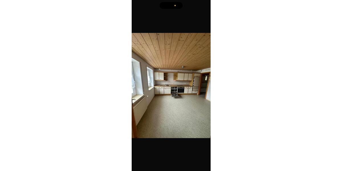 Erdgeschoßwohnung Wolfegg - 2.5 Zimmer, 92 m&sup2;, 800&euro; | Angebot:26484368