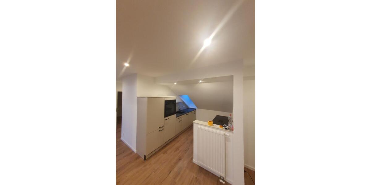 Charmante Dachgeschosswohnung in Hannover - Perfekt für modernes Wohnen 3 zimmer