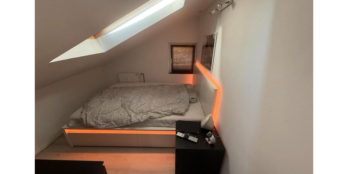 Dachgeschoßwohnung Siegen - 1 Zimmer, 40 m&sup2;, 550&euro; | Angebot:25340772