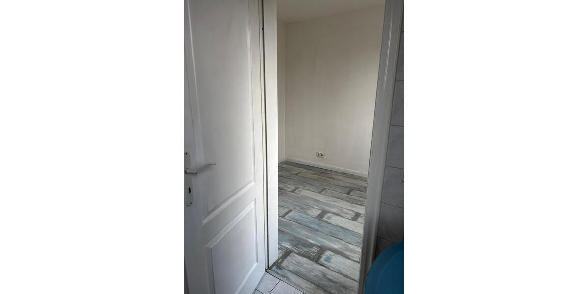 Erdgeschoßwohnung Plön - 4 Zimmer, 110 m&sup2;, 1.100&euro; | Angebot:25940784