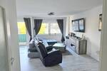 Helle 3 Zimmerwohnung mit Balkon und Garage
