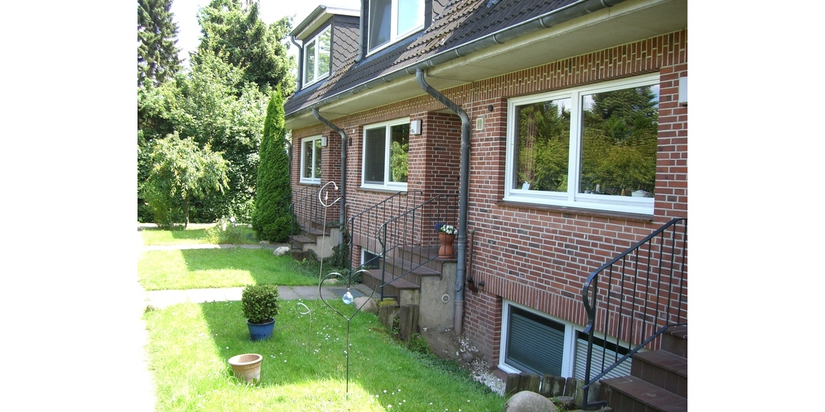 Gepflegtes Reihenmittelhaus in parkähnlicher und dabei zentraler Lage - Reihenmittelhaus Ahrensburg | Angebot:25087589