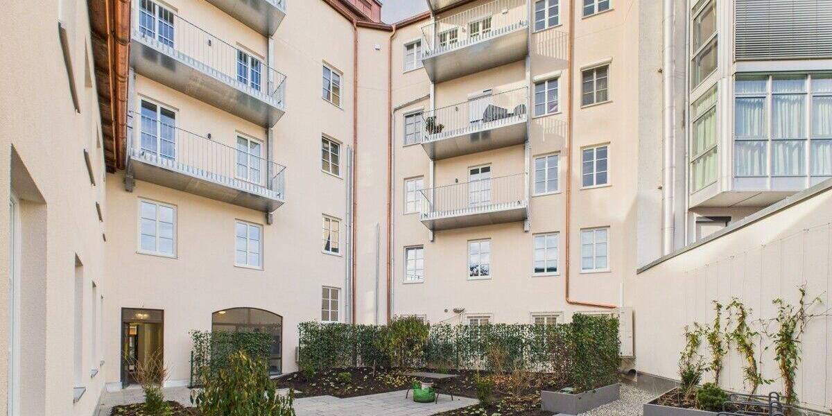 zum Erstbezug nach Sanierung: Exklusive 3,5Zimmer Wohnung mit Balkon direkt am Gärtnerplatz 3 zimmer