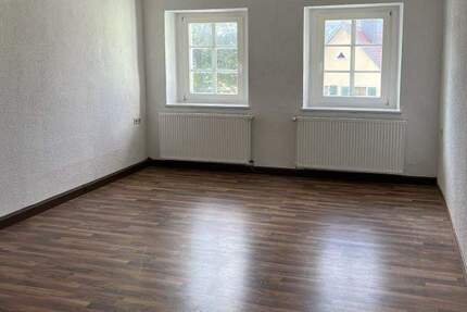 Wohnung Lauenstein Lauenstein - 3 Zimmer, 72 m&sup2;, 389&euro; | Angebot:25708872
