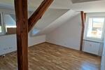 Dachgeschoßwohnung Ebensfeld - 2 Zimmer, 74 m&sup2;, 710&euro; | Angebot:26195886