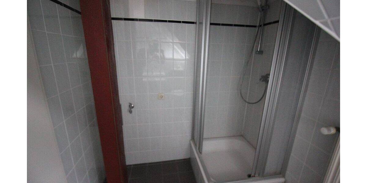 Etagenwohnung Schwerin Weststadt - 2 Zimmer, 48 m&sup2;, 400&euro; | Angebot:26843910