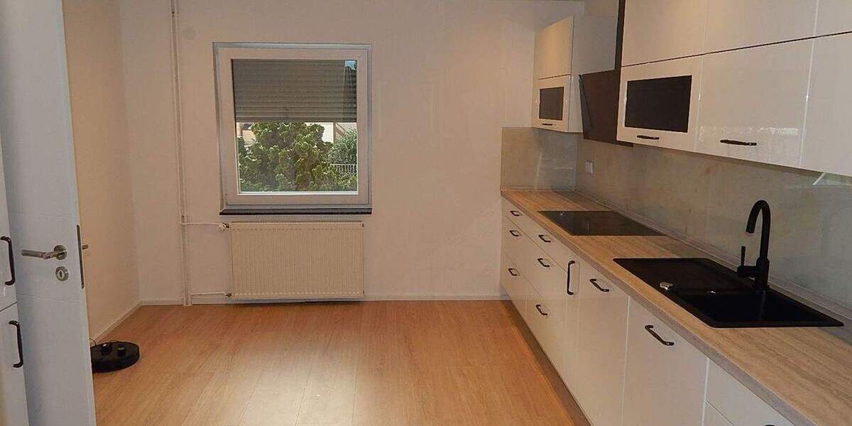 Reihenmittelhaus Göttingen Grone - 6 Zimmer, 112 m&sup2;, 1.600&euro; | Angebot:24874388