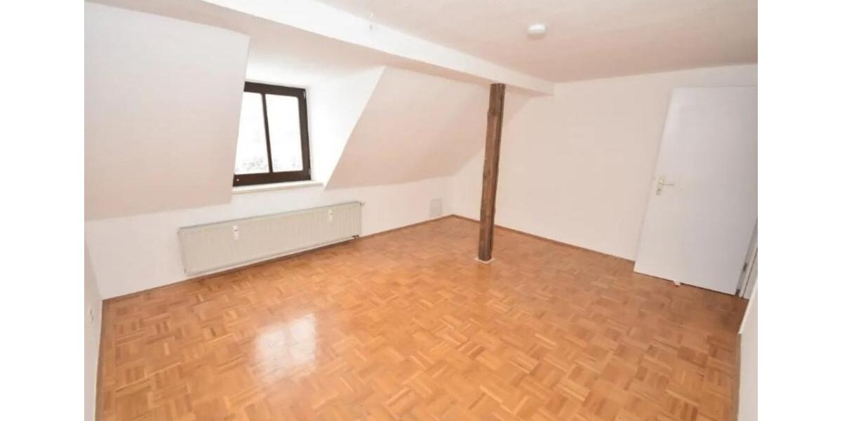 Etagenwohnung Rochlitz - 4 Zimmer, 98 m&sup2;, 725&euro; | Angebot:25366571
