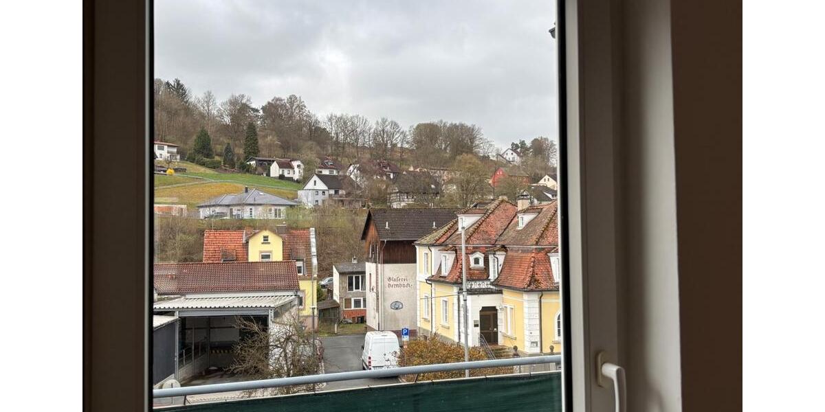 Etagenwohnung Bad Brückenau - 4 Zimmer, 108 m&sup2;, 660&euro; | Angebot:26630161