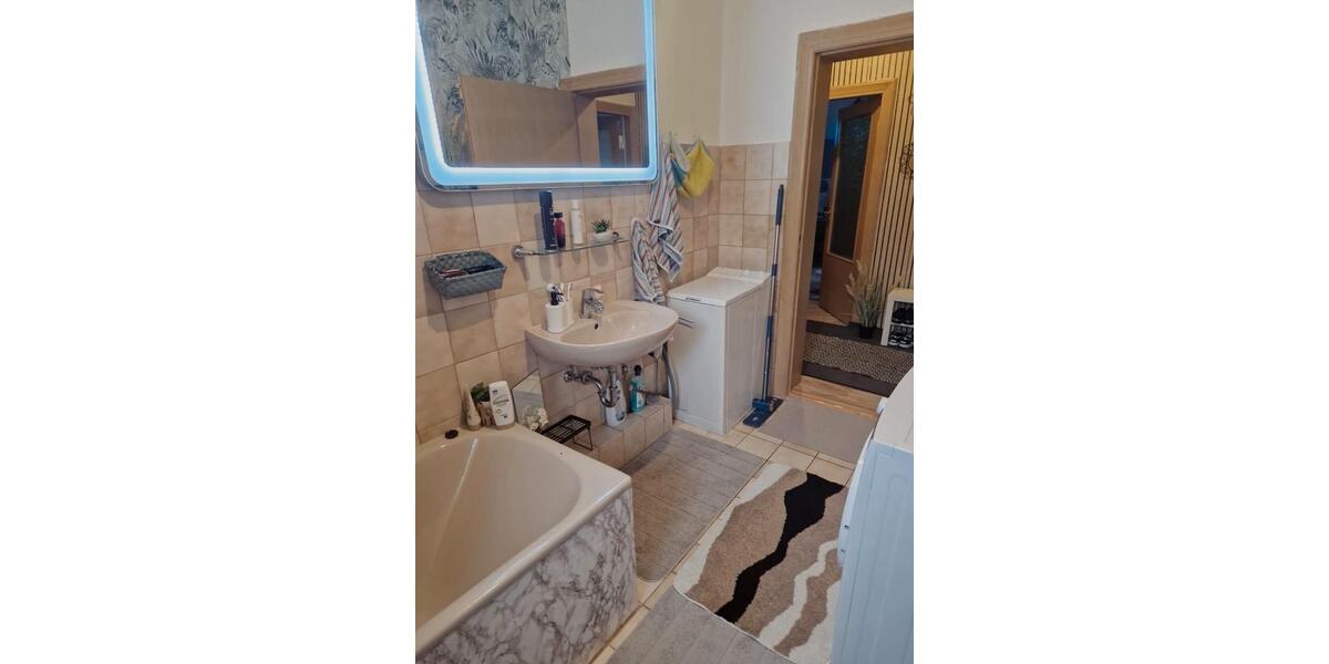 Etagenwohnung Bremerhaven - 3 Zimmer, 64 m&sup2;, 489&euro; | Angebot:26676184