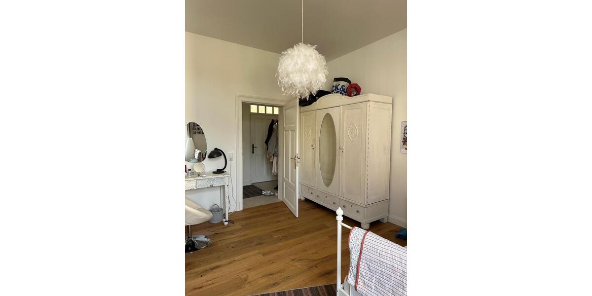 Etagenwohnung Neustrelitz - 3 Zimmer, 86 m&sup2;, 1.380&euro; | Angebot:27639971