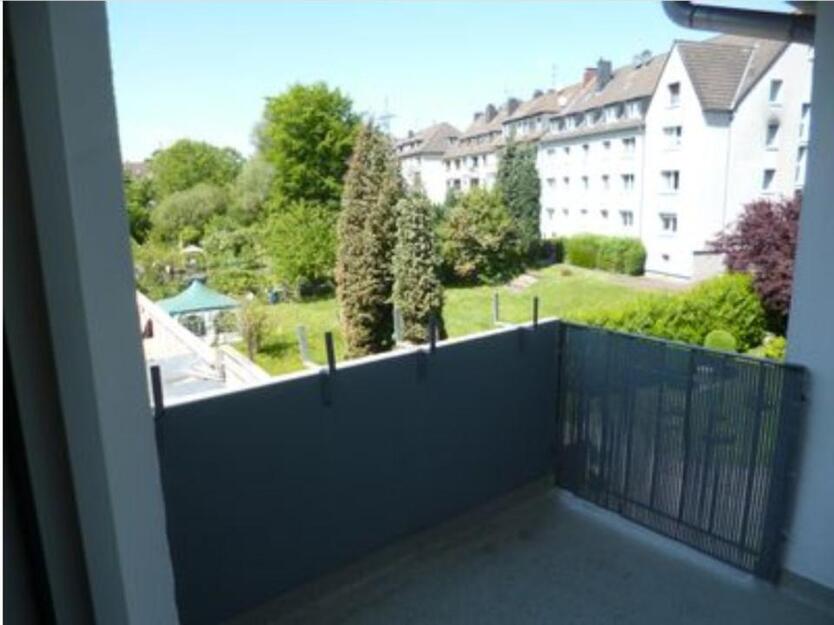 Gemütliches WG-Zimmer (möbliert) mit super Anbindung in Essen