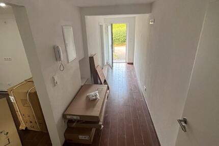 Wohnung Kirchardt - 2 Zimmer, 65 m&sup2;, 900&euro; | Angebot:25328105