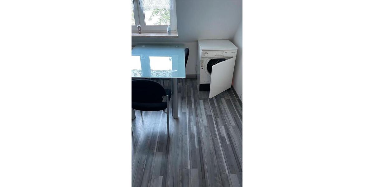 Wohnen auf Zeit Konradsreuth - 3 Zimmer, 100 m&sup2;, 20&euro; | Angebot:23994046