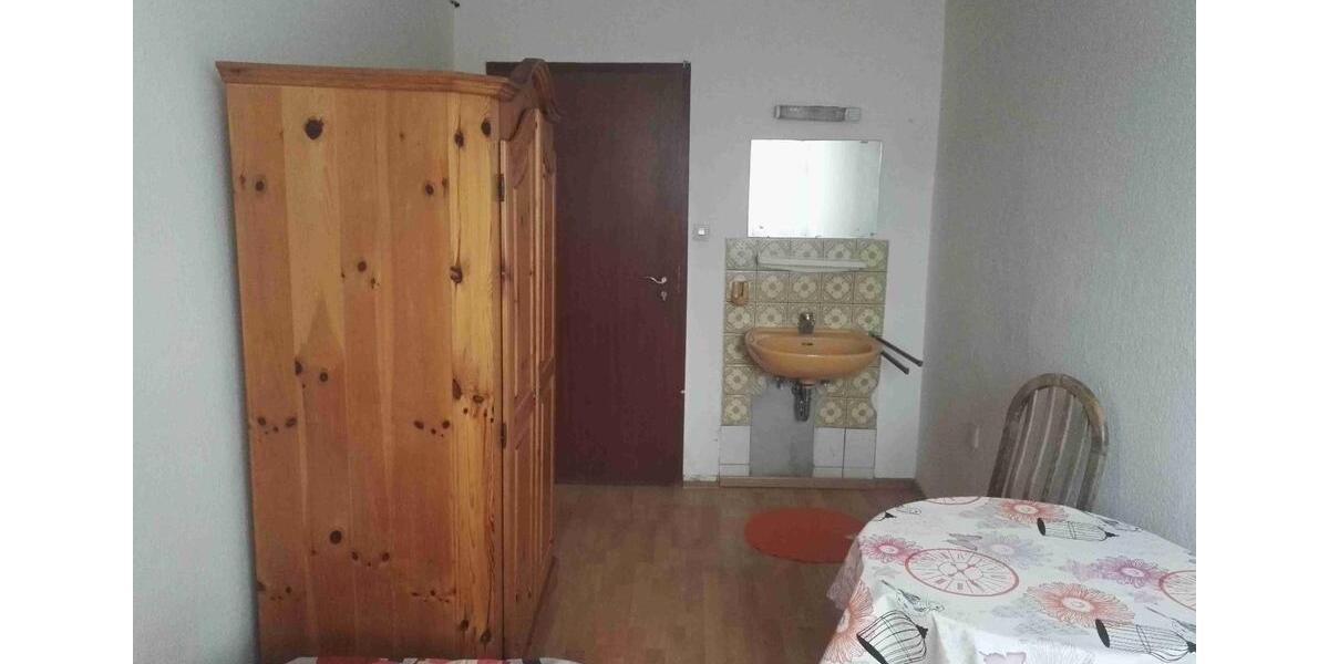 Wohnen auf Zeit Billigheim - 1 Zimmer, 13 m&sup2;, 290&euro; | Angebot:26619250