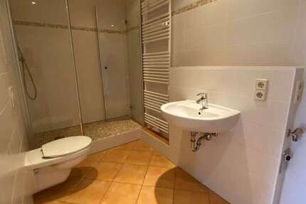Wohnung zum Mieten in Suhl 518,83 € 79.46 m²