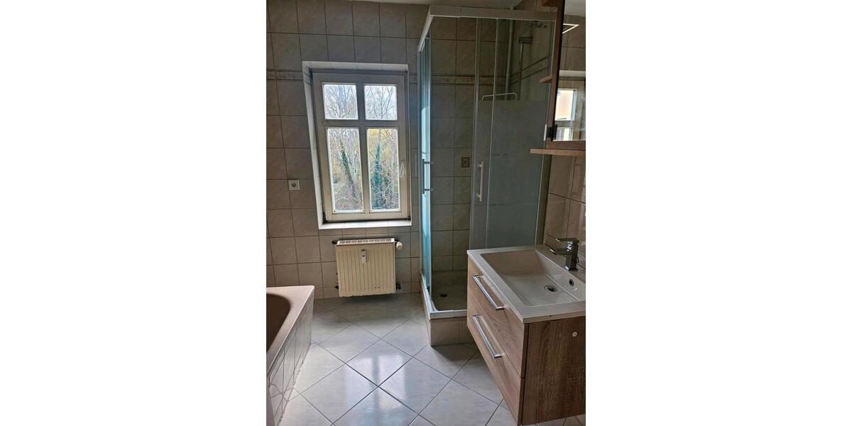 Etagenwohnung Wolmirstedt - 4 Zimmer, 104 m&sup2;, 700&euro; | Angebot:26136838