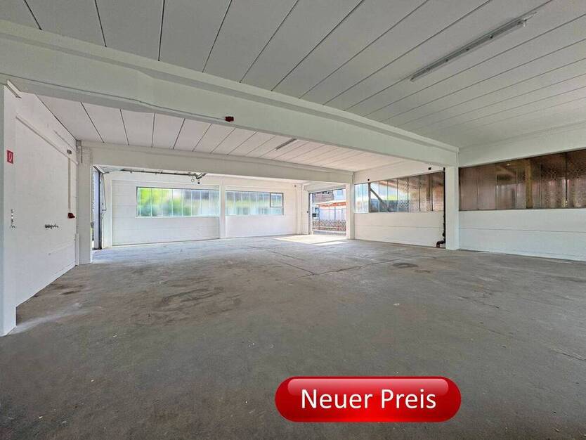 Beheizte Lagerhalle mit Büro, Anbau und Stellfläche