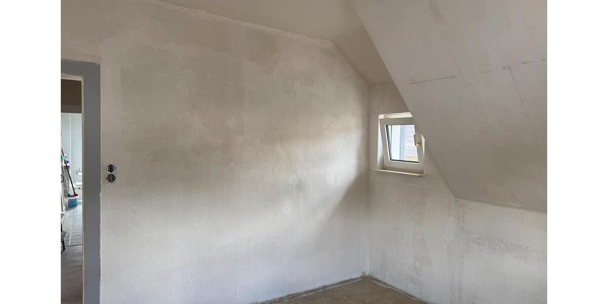 Dachgeschoßwohnung Herborn - 5 Zimmer, 90 m&sup2;, 800&euro; | Angebot:26522685