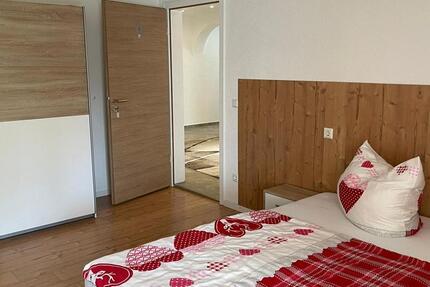 Wohnen auf Zeit Kirchheim In Schwaben - 5 Zimmer, 120 m&sup2;, 380&euro; | Angebot:26465521
