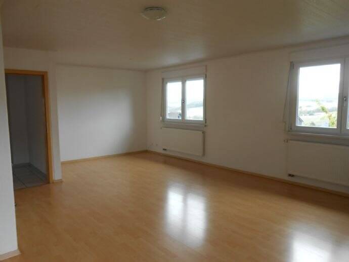 Etagenwohnung Seibersbach - 3 Zimmer, 100 m&sup2;, 550&euro; | Angebot:26392342